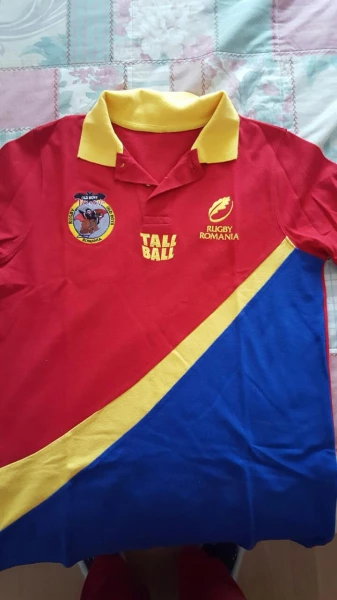 Tricou prezentare